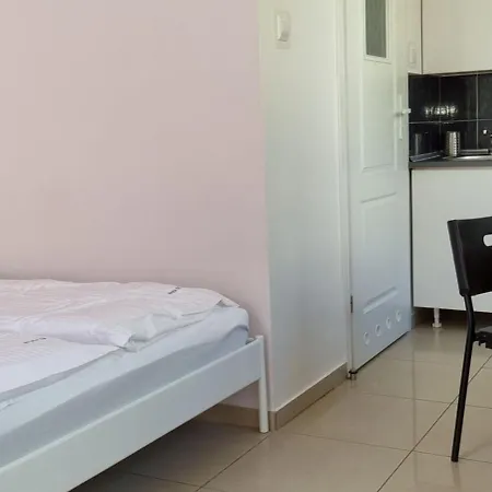 Goscinne Apartment *